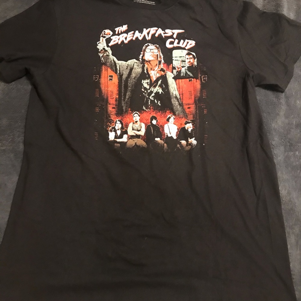 The breakfast cub t shirt - great condition
